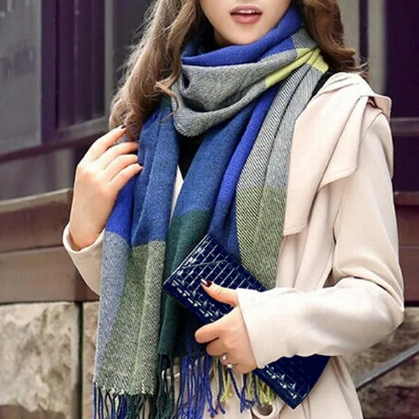 Fashionable Womens Large Plaid Wool Scarves for Fall and Winter