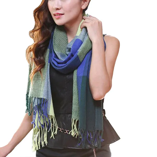 Fashionable Womens Large Plaid Wool Scarves for Fall and Winter