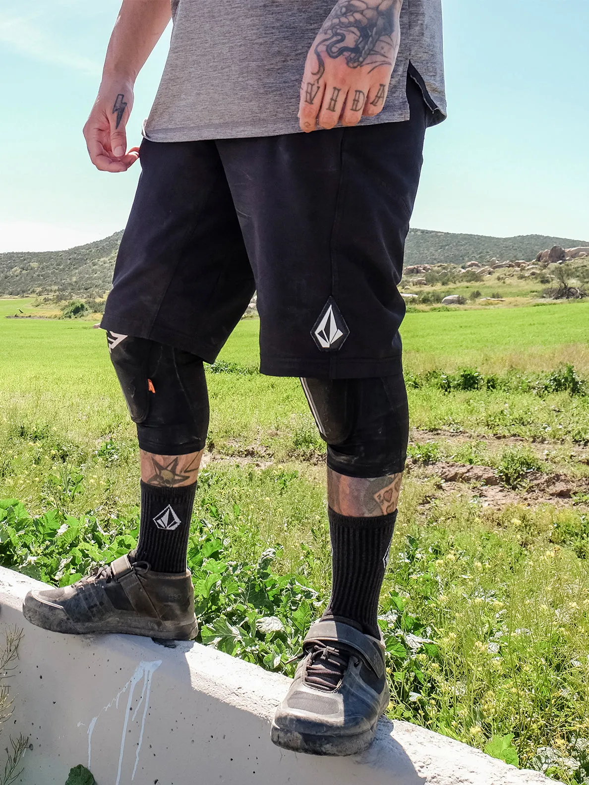 Trail Ripper Shorts - Black